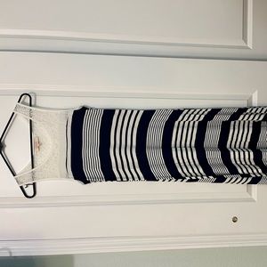 Pomelo Fiona Maxi Dress - navy/white striped dress
Size: S